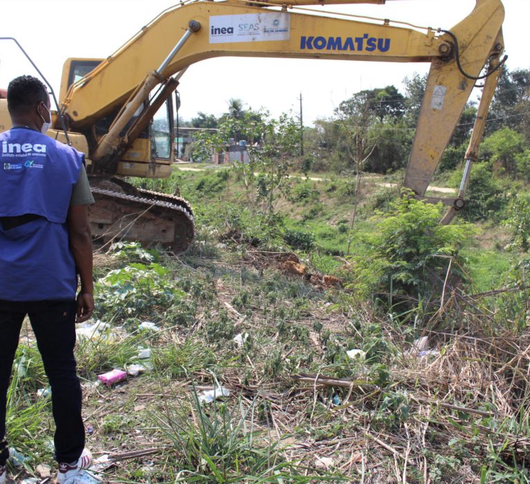 Programa ‘Limpa-Rio’ chega ao bairro Vila Central em Japeri