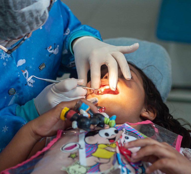 Japeri oferece tratamento dentário gratuito para crianças
