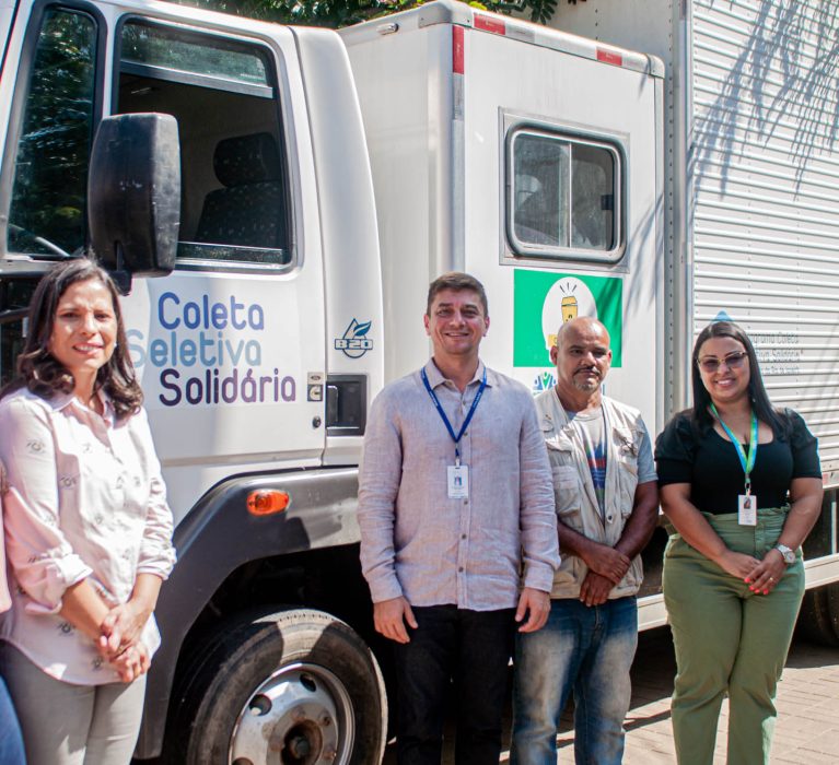 Japeri dá início à coleta seletiva porta a porta