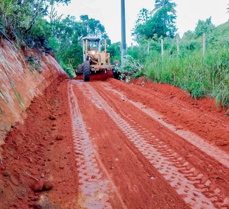 Obras de manutenção do Sistema Viário Rural de Japeri continuam