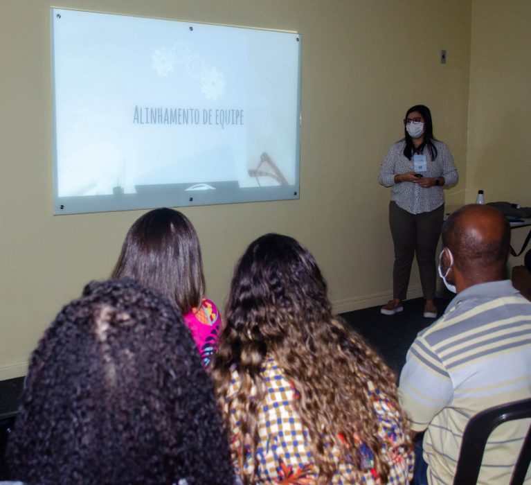 Prefeitura promove capacitação a equipes de saúde bucal