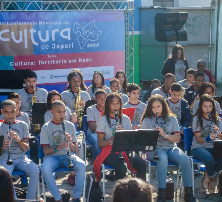 Com a música “Aquarela”, orquestra abre a III Conferência de Cultura de Japeri
