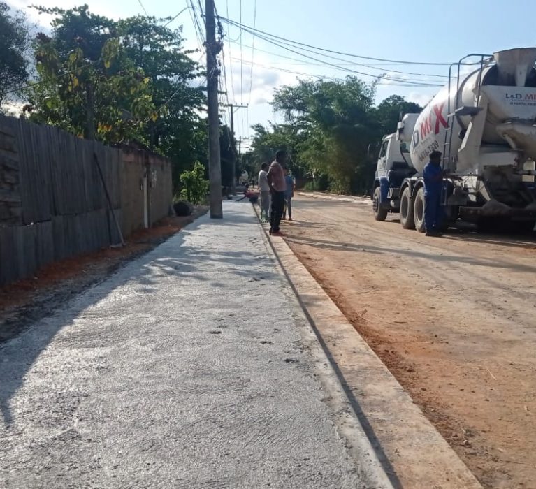Japeri Mais: Estrada do Daniel começa a receber calçadas