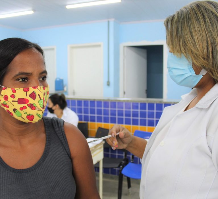 Domingo de Vacinação: Prefeitura de Japeri avança na vacinação contra gripe e Covid-19