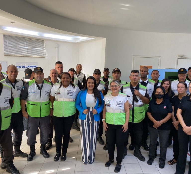 Saúde realiza palestra na base do Segurança Presente de Japeri