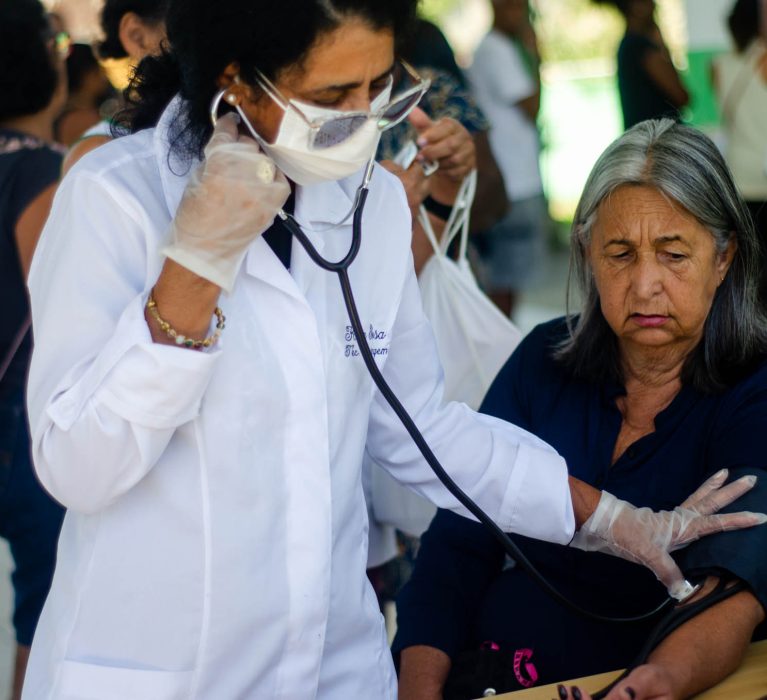 Setembro Vermelho alerta para cuidados com doenças cardiovasculares