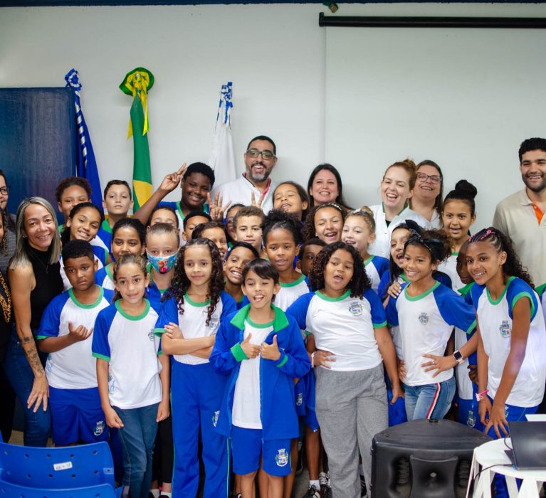         Alunos da E.M Aristides Arruda ganham palestras dos profissionais da Rede Sarah