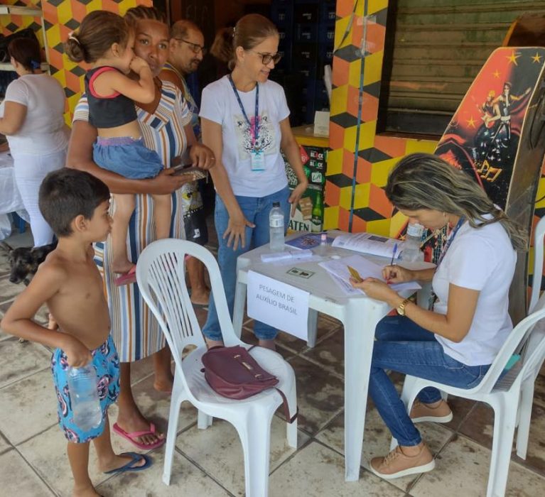 Mobilização da Saúde atende moradores dos bairros Nova Belém e Santa Amélia