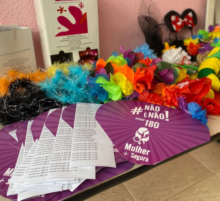 Ceam realiza ação orientando como se prevenir de assédio nos dias de carnaval