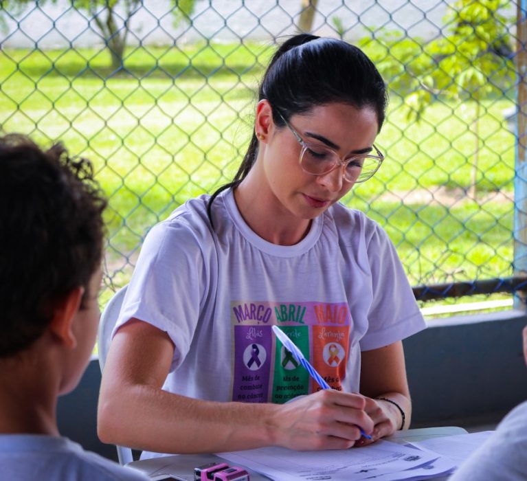 Mobilização de saúde no Santa Amélia alcança adultos e crianças