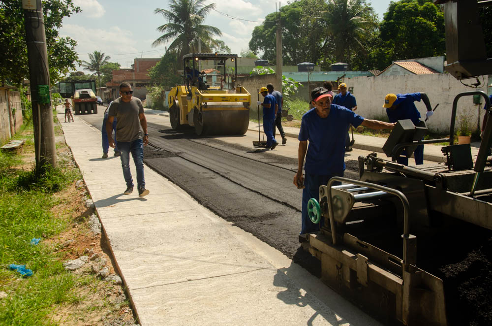 Moradores do Bairro São Sebastião veem o sonho do asfalto se tornar realidade