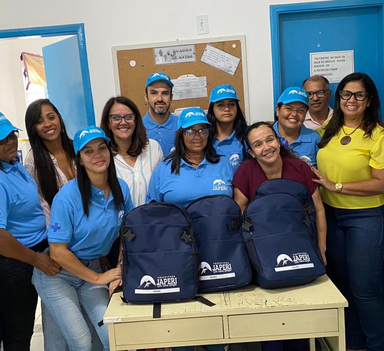 Mais de 100 kits de uniformes são entregues aos Agentes de Saúde de Japeri