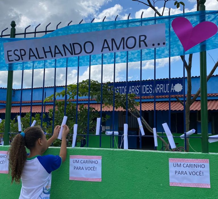 Escolas públicas de Japeri comemoram o ‘Dia da Compaixão, do Amor e da Gratidão”