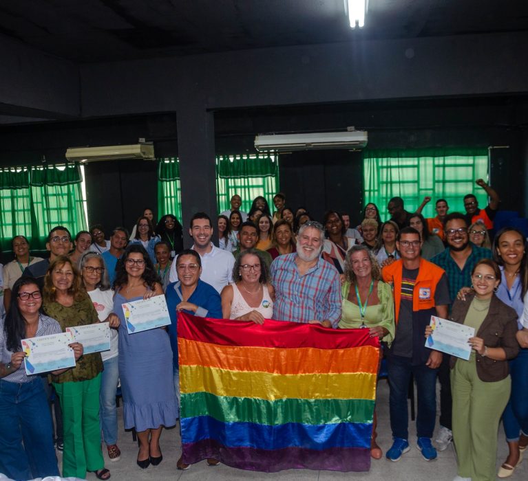 Japeri diz ‘NÃO A HOMOFOBIA’