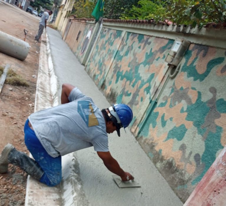Obras de calçamento avançam no Bairro Nova Belém, em Japeri