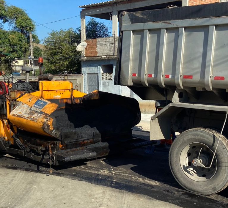 Obras do Programa Japeri Mais continuam a todo vapor 