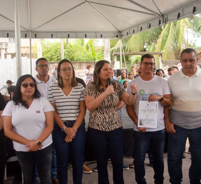 Prefeitura inaugura 10 ruas nos bairros São Jorge e Transmontano