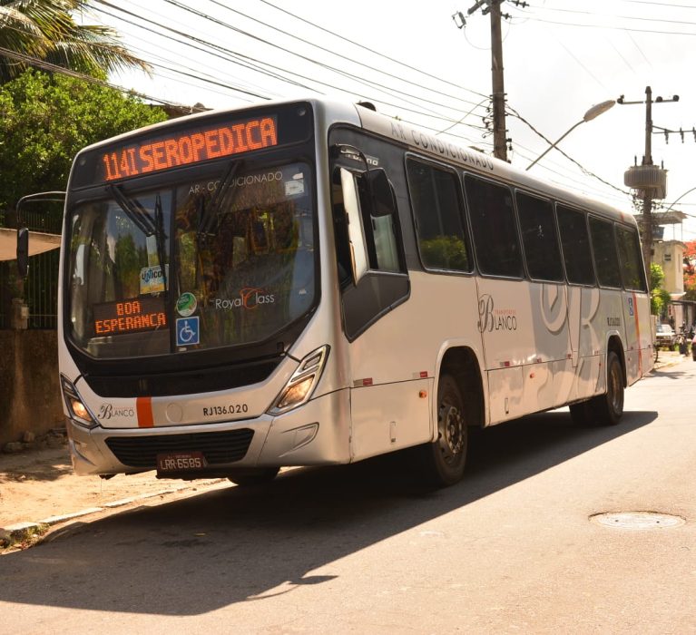 Novas linhas de ônibus começam a circular em Japeri