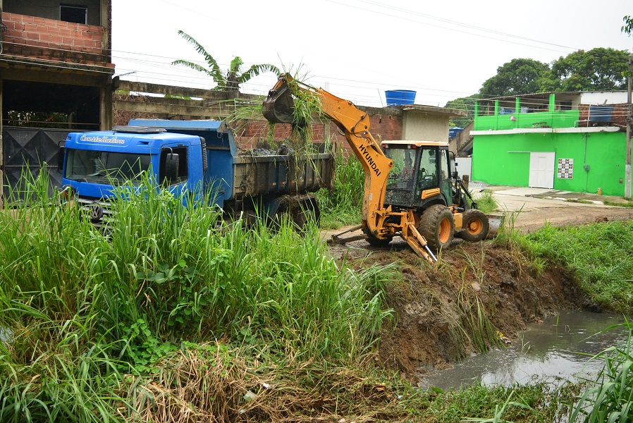 Ações do Limpa Rio avançam no bairro Chacrinha