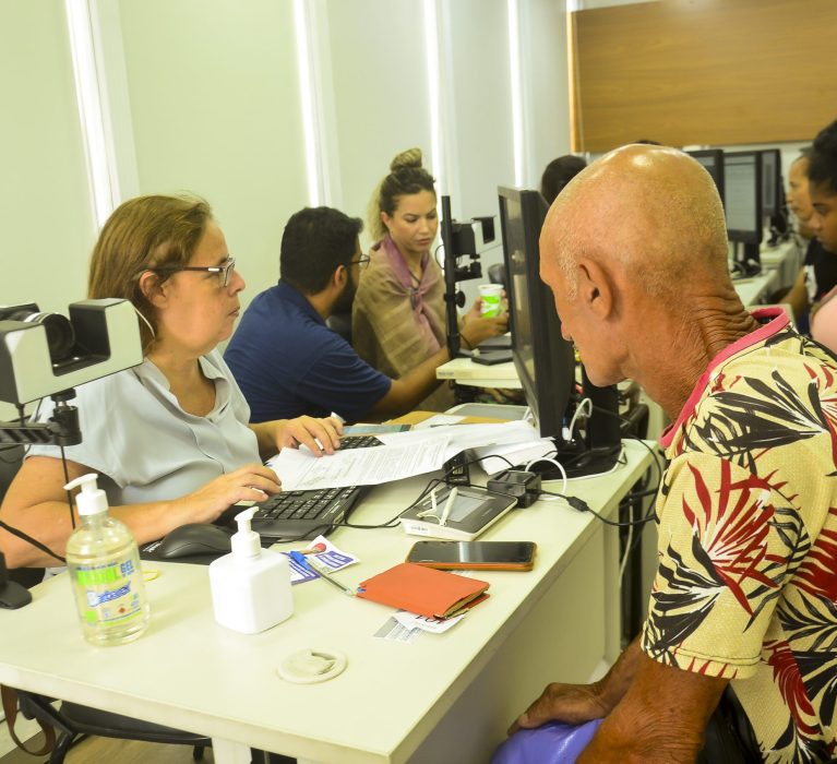 Prefeitura em Ação na Praça Wendel Coelho
