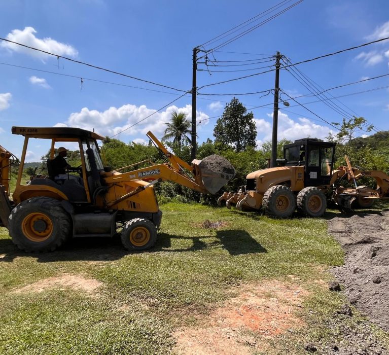 Programa ” Prefeitura em Ação”, segue com a limpeza nos bairros pelo quarto dia consecutivo  