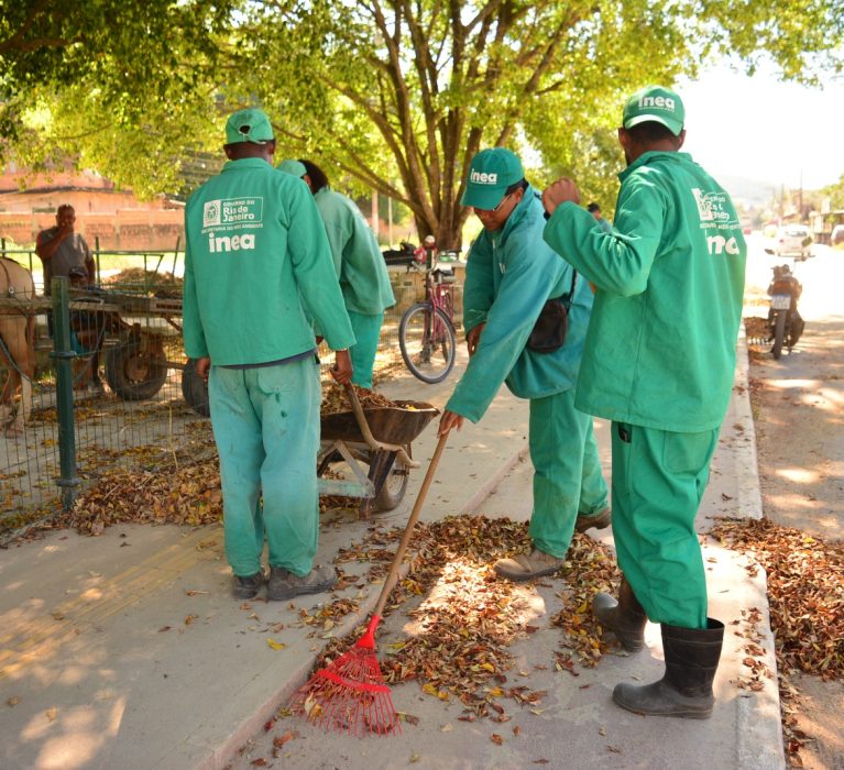 Ciclovia do Primavera recebe 10 mil litros de água não potável