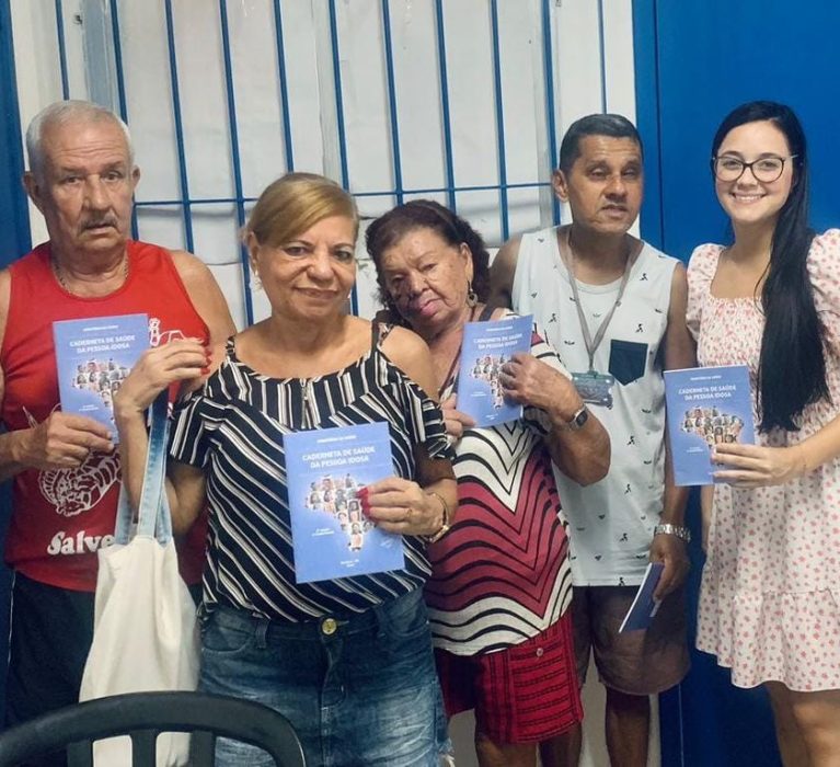 Programa Saúde da Pessoa Idosa encerra o mês de abril com mais de 700 vacinados