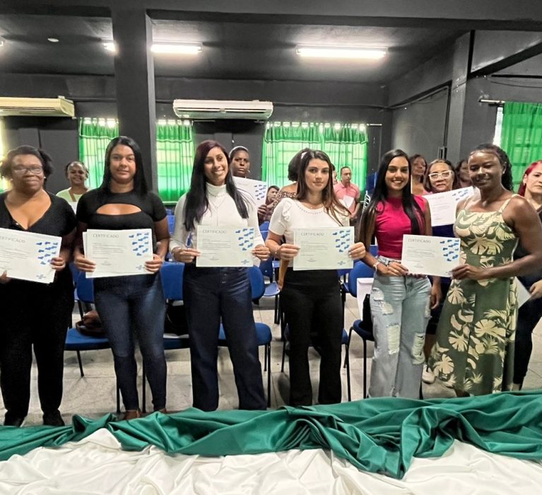 Prefeitura em parceria com o SEBRAE realiza capacitação para empreendedores sobre o WhatsApp Business