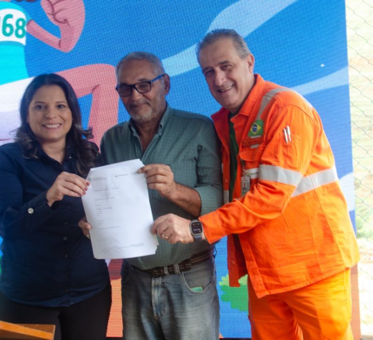 Prefeitura e Transpetro inauguram praça na Vila  Planetária