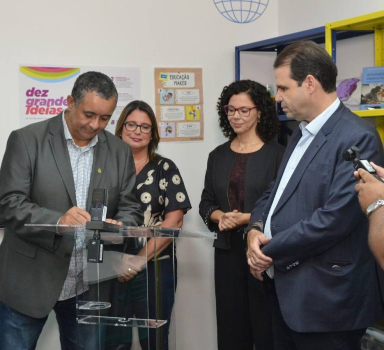Japeri firma parceria com a MultiRio para implementação do projeto ANDAR em escolas da rede municipal
