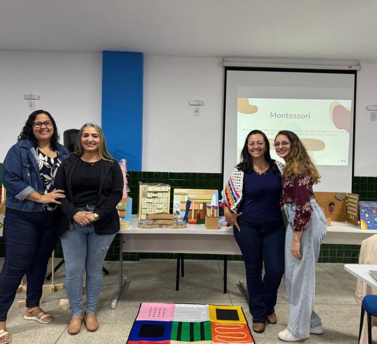 Educadores de Japeri recebem ferramentas pedagógicas e formação para o uso prático nas escolas