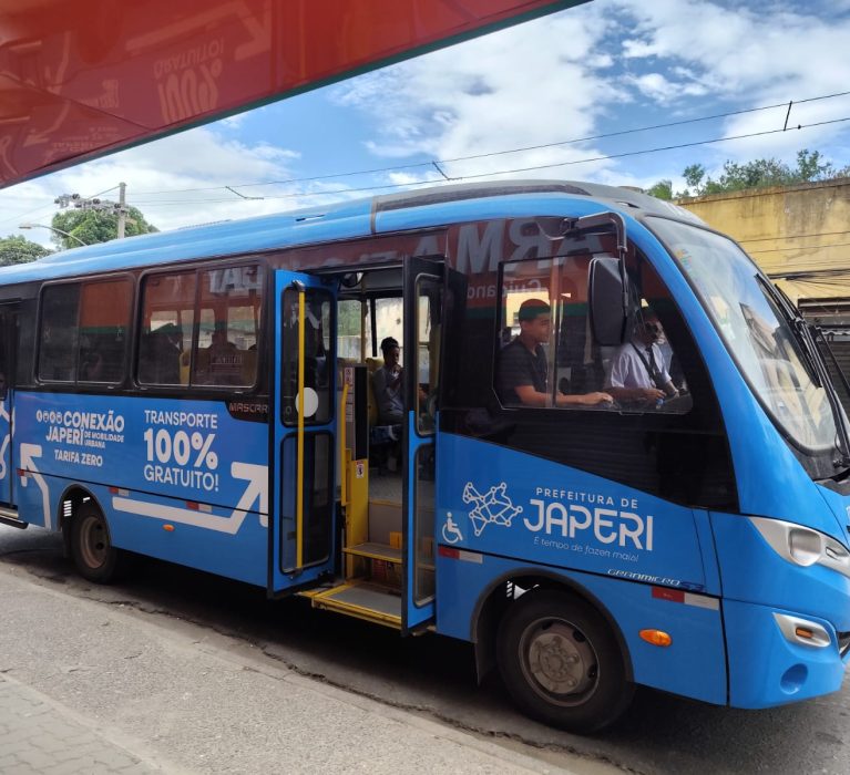 Primeiro dia útil do Tarifa Zero com ônibus renovados tem aprovação dos moradores de Japeri