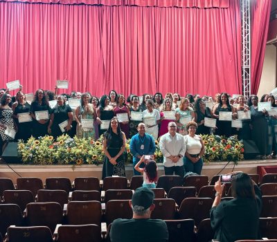 Mais de 40 mulheres de Japeri recebem certificação no curso de Cuidadoras de Idosos