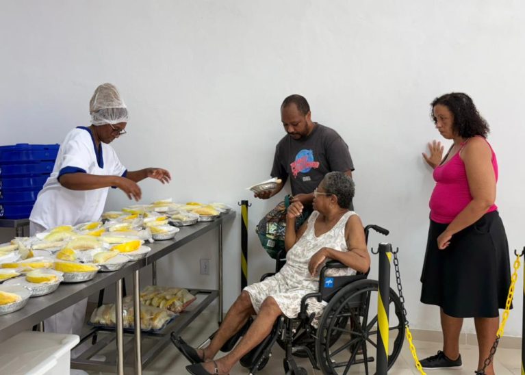 RJ Alimenta avança em Japeri e garante 1.500 refeições diárias à população