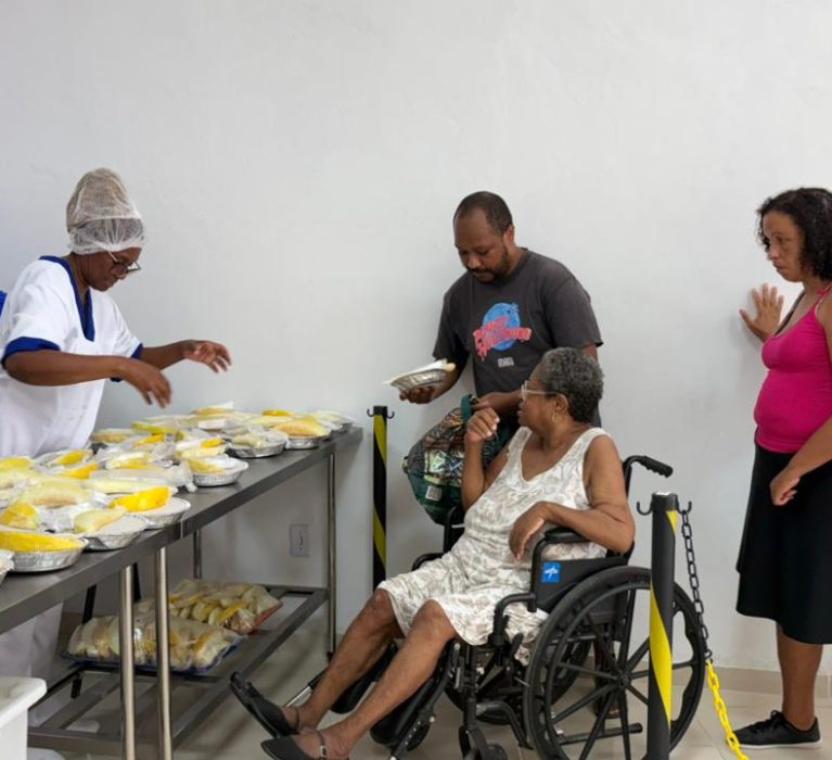 RJ Alimenta avança em Japeri e garante 1.500 refeições diárias à população