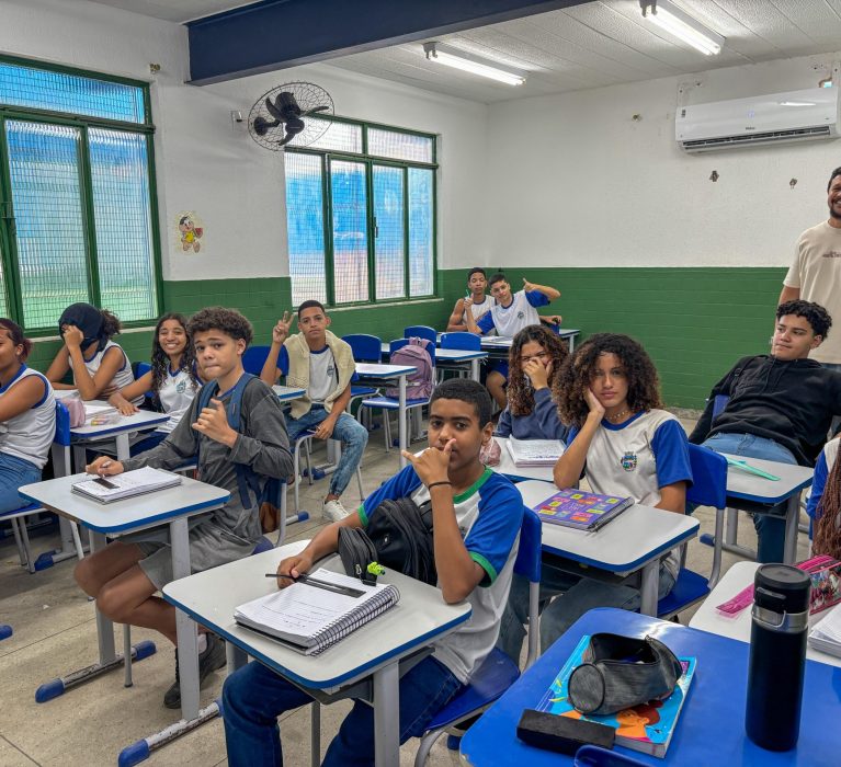 Escola Municipal Santos Dumont recebe climatização e beneficia cerca de 500 alunos em Japeri