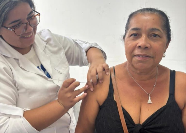 Dia D de Vacinação em Japeri tem grande participação da população