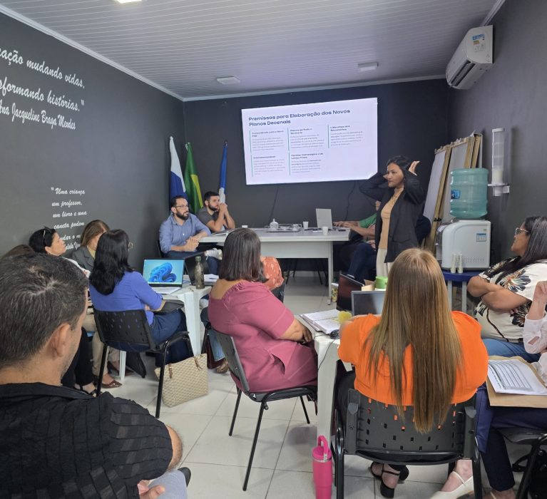 Japeri sedia oficina regional sobre elaboração dos Planos Municipais Decenais de Educação